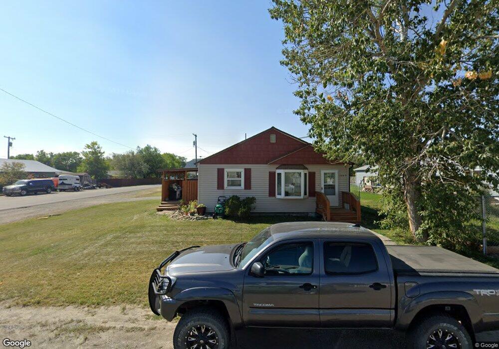 1045 E 2nd Ave N, Columbus, MT 59019 - photo 1