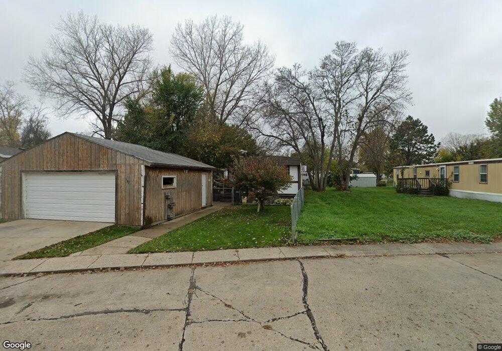 507 E Prairie Ln, Mandan, ND 58554 - photo 1