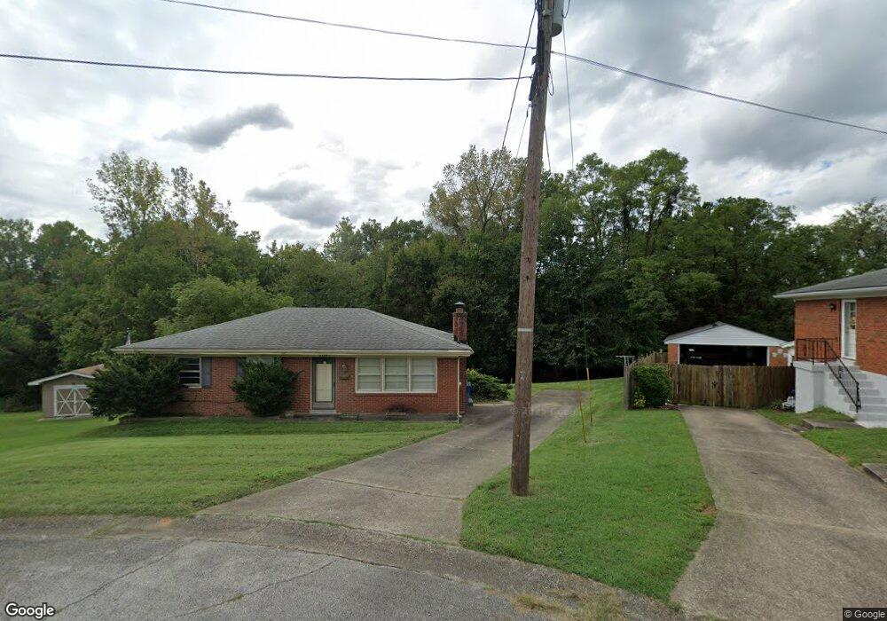 8318 Twisted Pine Rd, Louisville, KY 40219 - photo 1