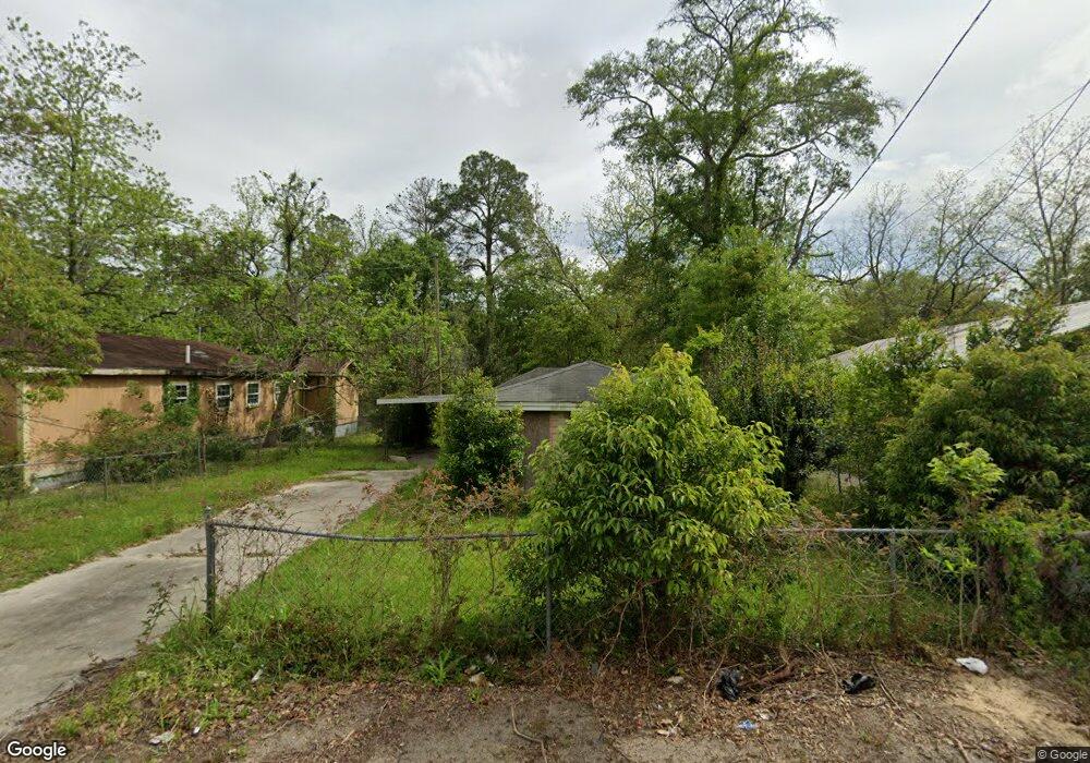 805 2nd Ave SW, Moultrie, GA 31768 - photo 1