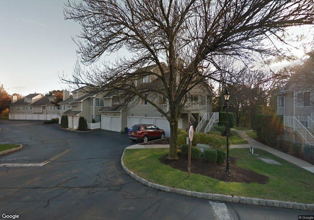 8 Stevens Ct, Bedminster, NJ 07921 - photo 1