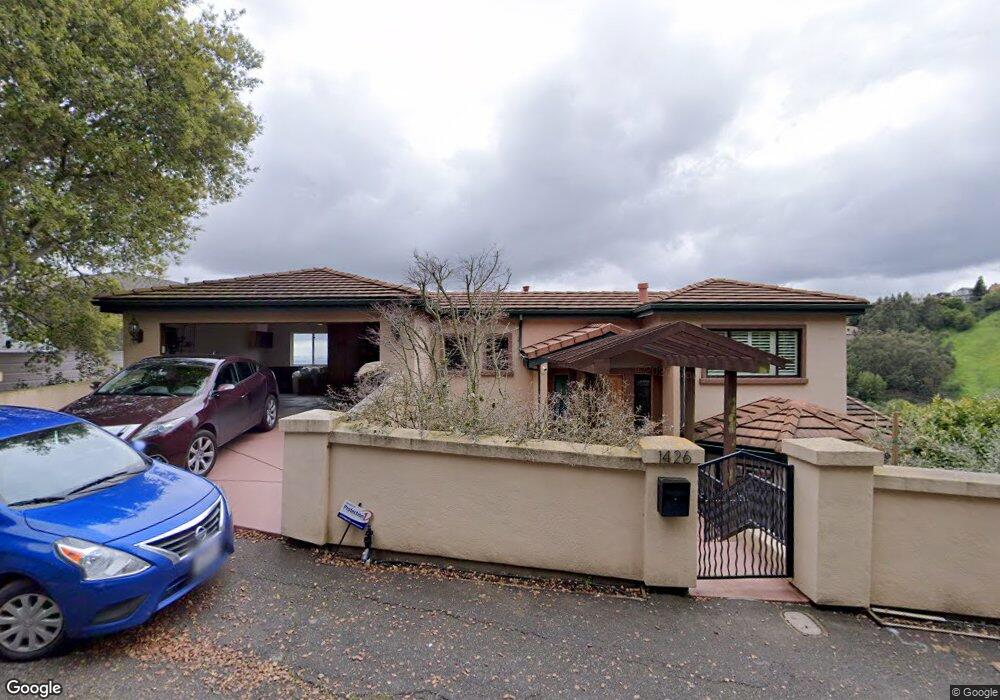 1426 Grand View Dr, Berkeley, CA 94705 - photo 1