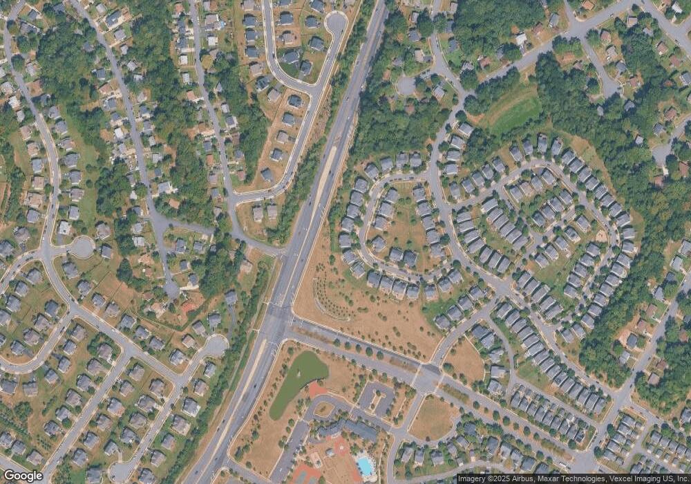 2832 Compass Cir, Woodbridge, VA 22191 - photo 1