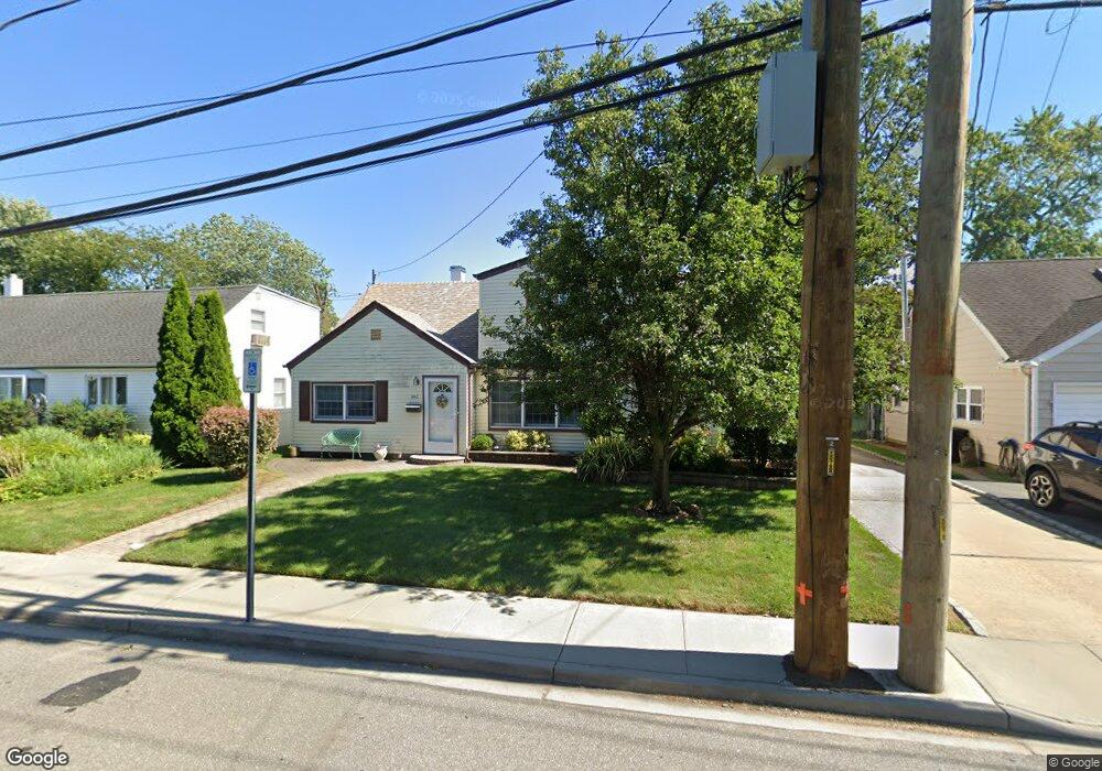 240 Sunnyside Rd, Oceanside, NY 11572 - photo 1