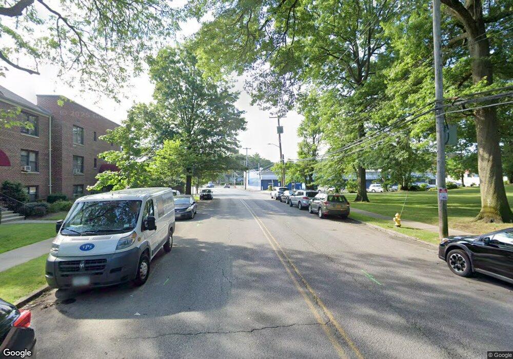 811B Richbell Rd, Mamaroneck, NY 10543 - photo 1