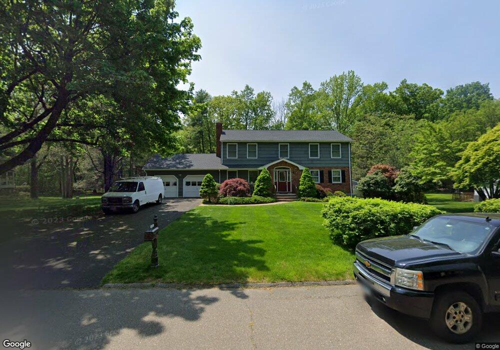 10 Deepdene Rd, Trumbull, CT 06611 - photo 1