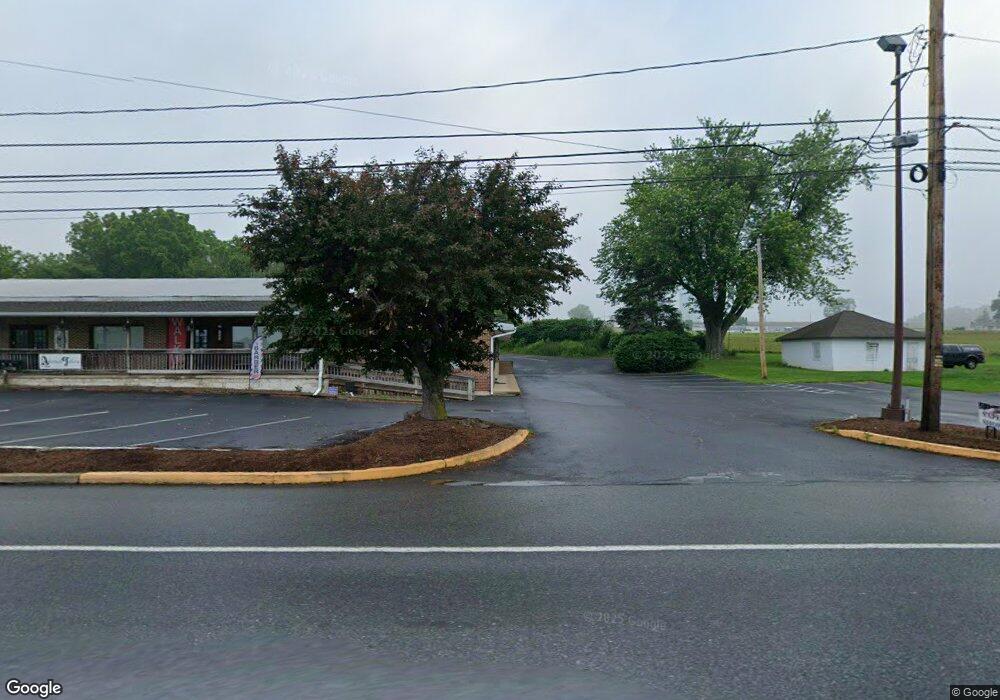 924 N Reading Rd, Ephrata, PA 17522 - photo 1