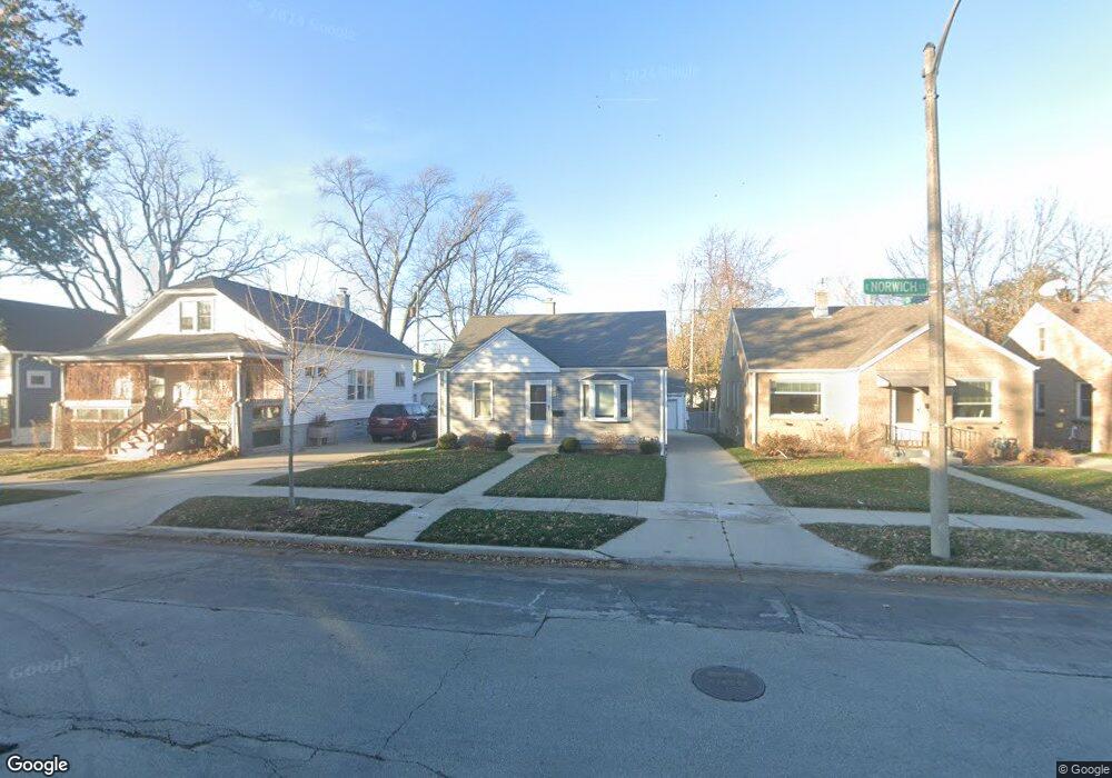 132 E Norwich St, Milwaukee, WI 53207 - photo 1