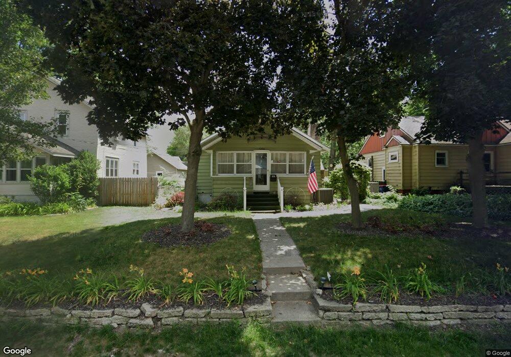 3276 Riverview Ave NE, Grand Rapids, MI 49525 - photo 1