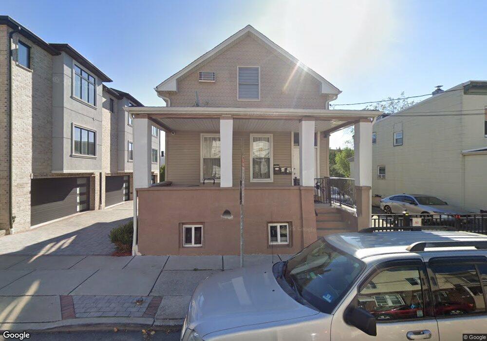 312 3rd St, Cliffside Park, NJ 07010 - photo 1