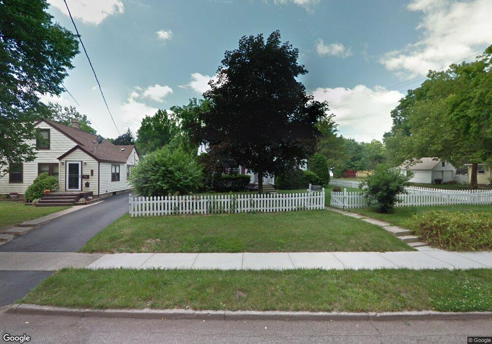 700 Vernon Ave, Lansing, MI 48910 - photo 1