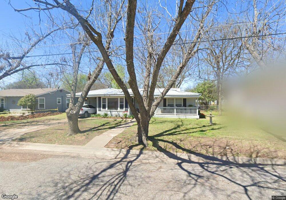 308 Moon St, Cleburne, TX 76033 - photo 1