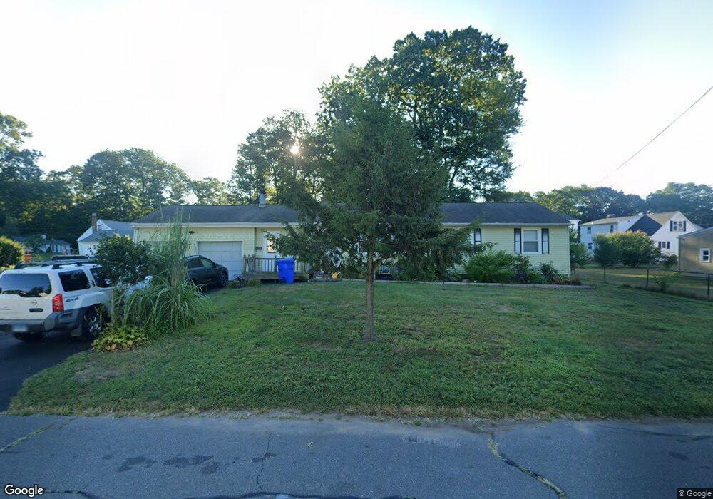 13 Carriage Dr, Enfield, CT 06082 - photo 1