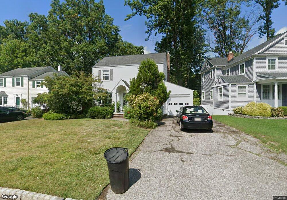 19 Winchester Rd, Livingston, NJ 07039 - photo 1