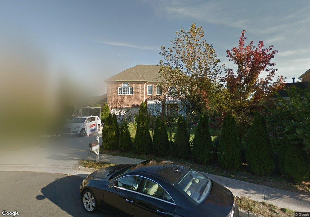 5912 Brill Ct, Falls Church, VA 22041 - photo 1