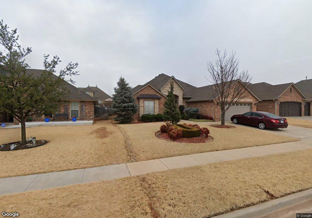 2505 SE 12th St, Moore, OK 73160 - photo 1