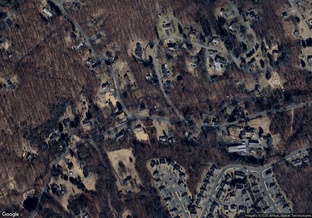 26 Edgewood Rd, Oxford, CT 06478 - photo 1