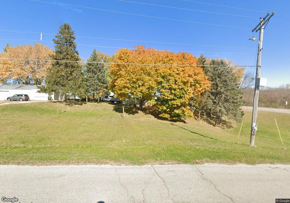 w 2718 Brookhaven Dr, Appleton, WI 54915 - photo 1