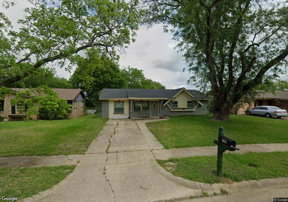 708 Phillips Dr, Ennis, TX 75119 - photo 1