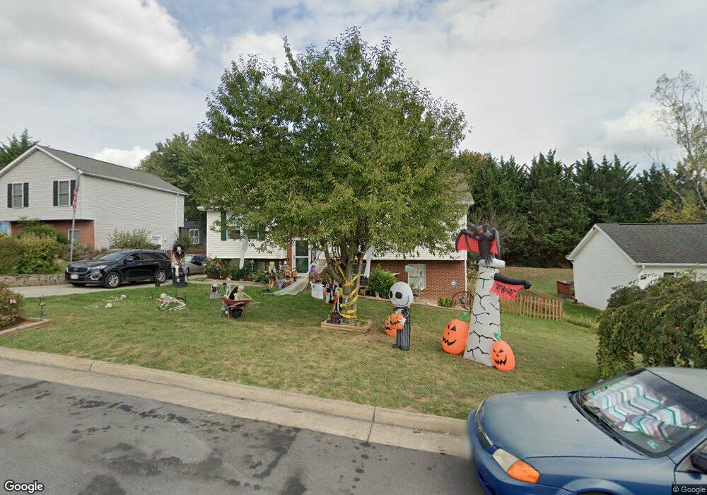 124 Sharon St, Harrisonburg, VA 22801 - photo 1