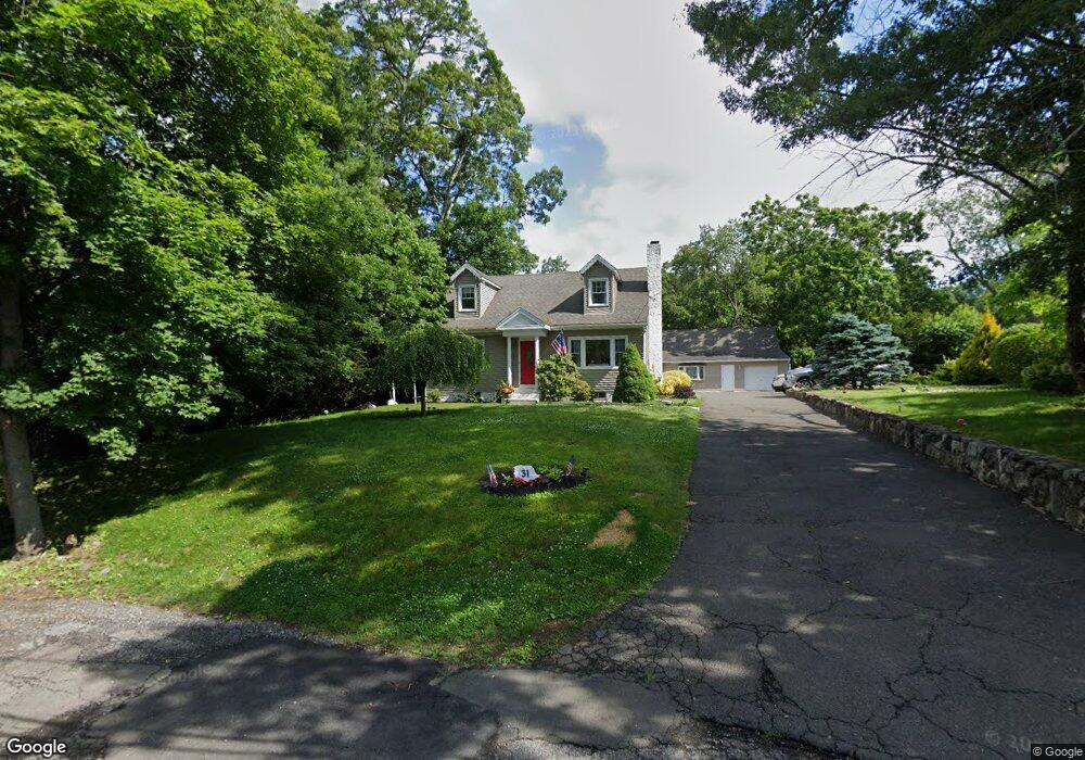 31 Peak St, Stamford, CT 06905 - photo 1