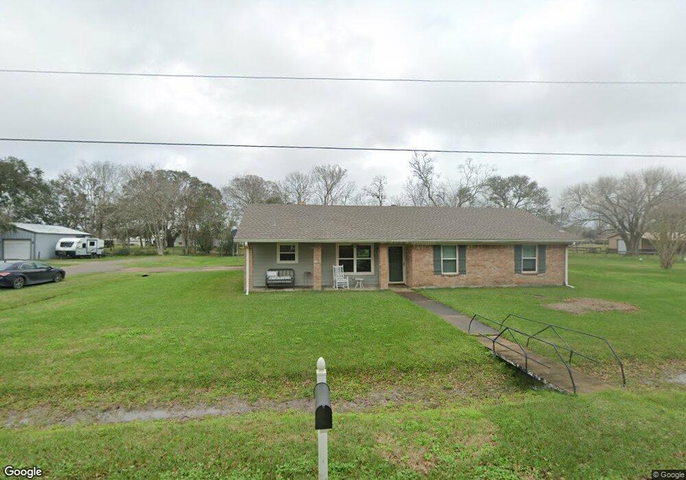 71 Fulton Dr N, Alvin, TX 77511 - photo 1