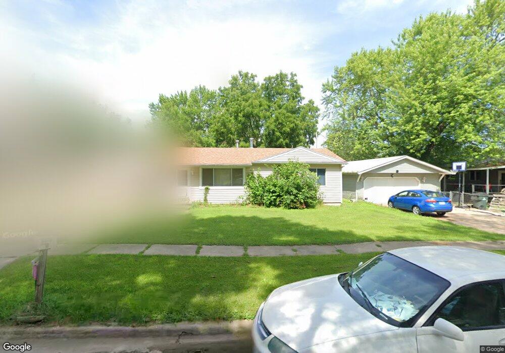 2318 Lori Dr SW, Cedar Rapids, IA 52404 - photo 1