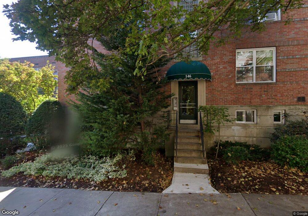 146 Beaconsfield Rd unit 4, Brookline, MA 02445 - photo 1