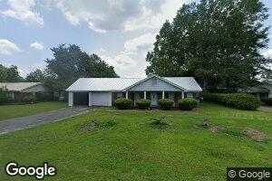 609 1st St W, Camden, AL 36726