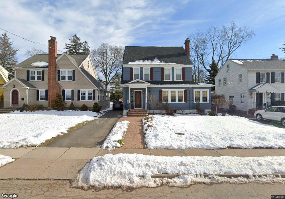 74 Griswold Dr, West Hartford, CT 06119 - photo 1