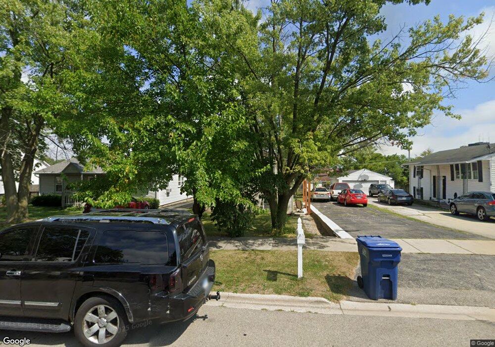 17 N Pioneer Rd, Waukegan, IL 60085 - photo 1