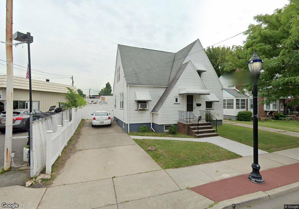 322 Washington Ave, Carteret, NJ 07008 - photo 1