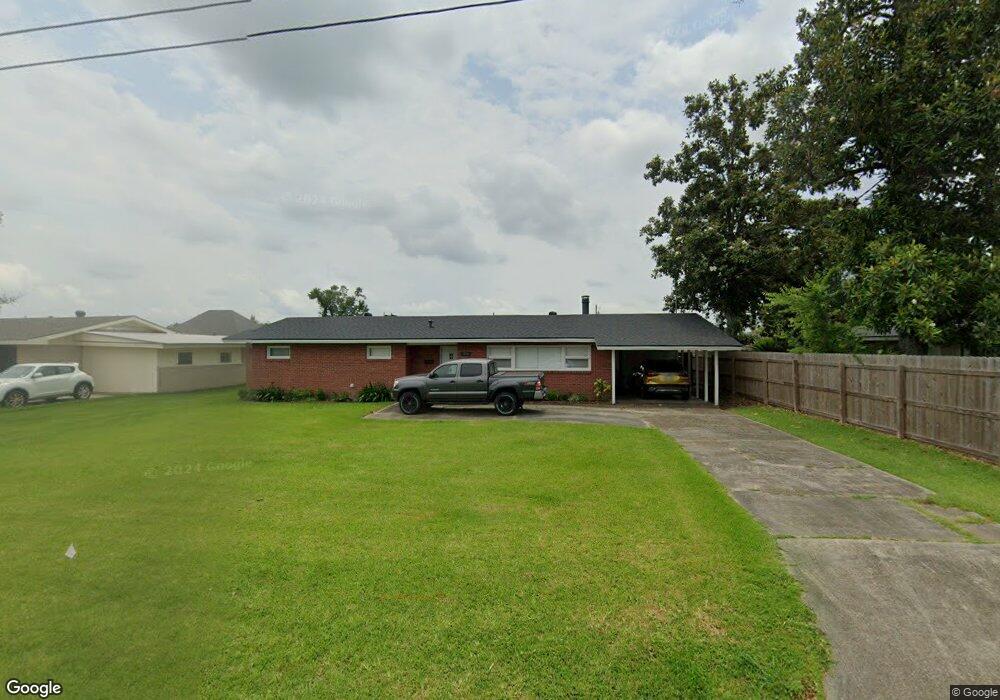 911 Michael Ln, Lake Charles, LA 70605 - photo 1