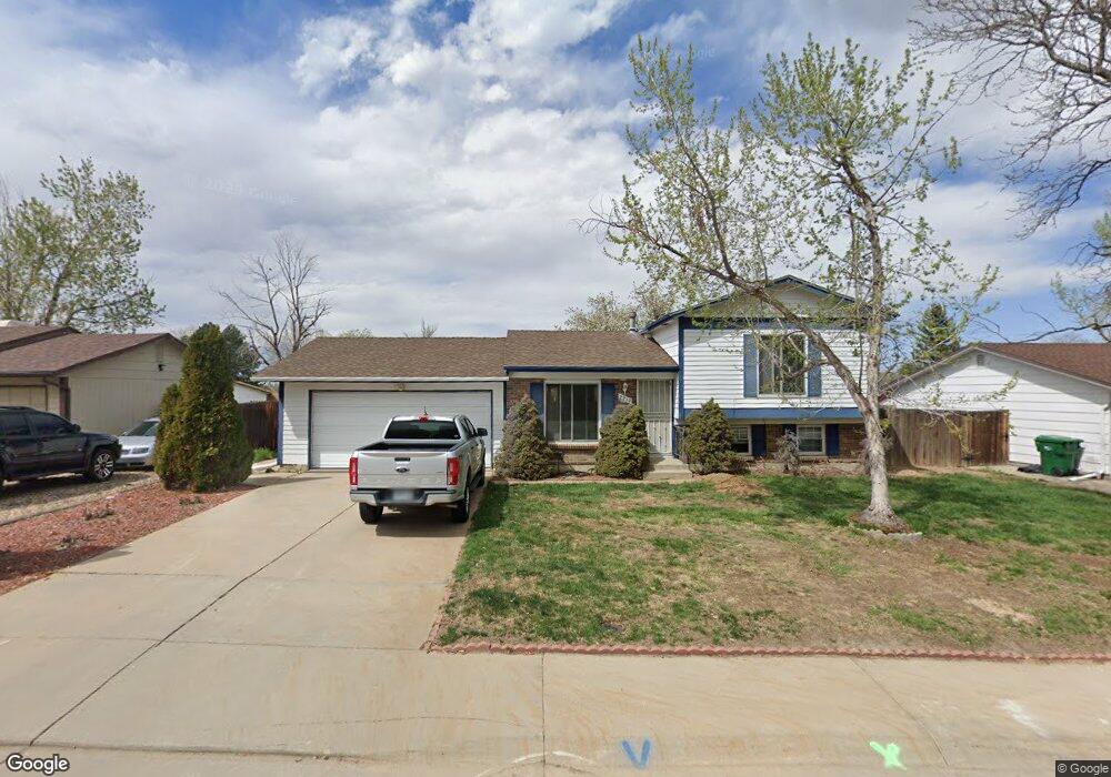 2219 S Mobile Way, Aurora, CO 80013 - photo 1
