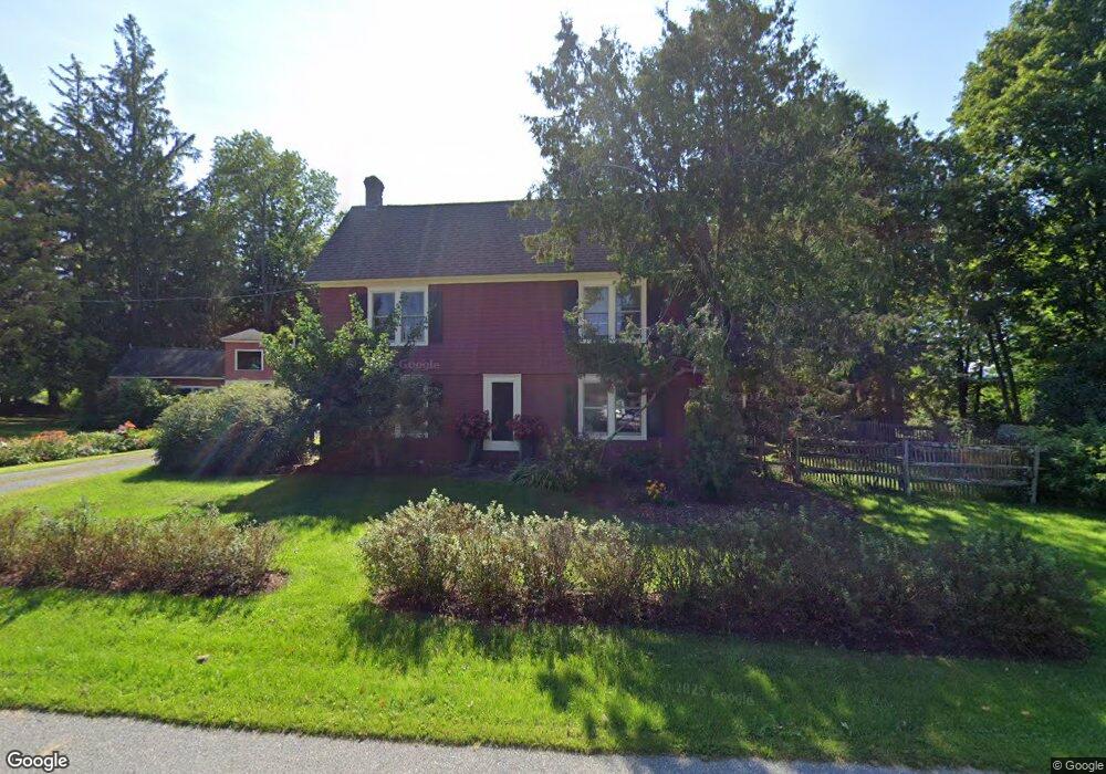 113 Beach Rd, Shelburne, VT 05482 - photo 1