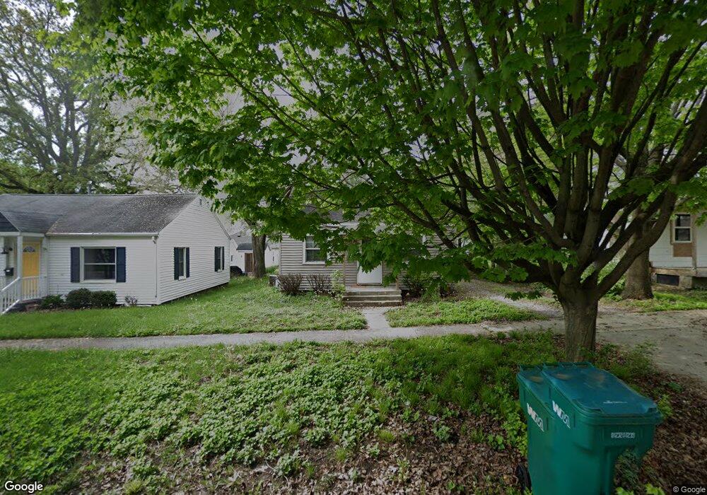 605 Marshall Ave, Mattoon, IL 61938 - photo 1