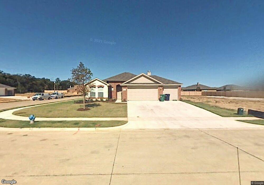 1909 Fairmount Park Dr, Denton, TX 76210 - photo 1