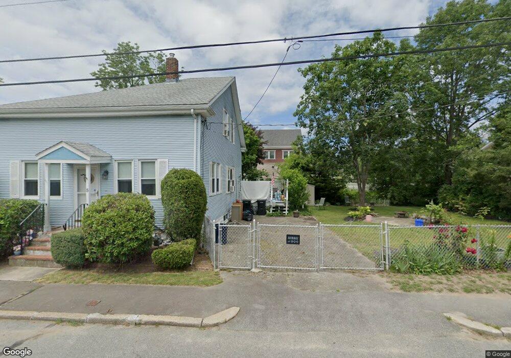 5 Eddy St, North Dartmouth, MA 02747 - photo 1