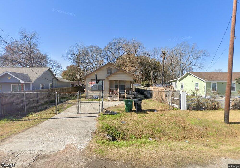 10505 Burden St, Houston, TX 77093 - photo 1