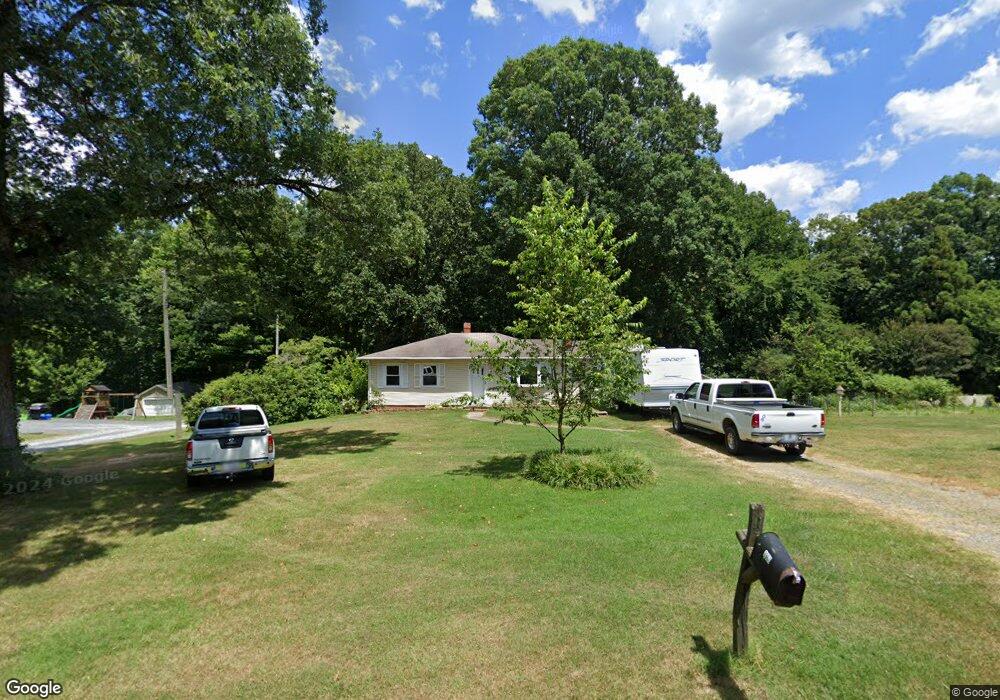 1967 Brook Dr, Asheboro, NC 27205 - photo 1