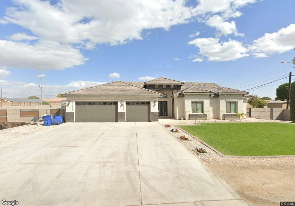 1327 S Apache Ln, Yuma, AZ 85364 - photo 1