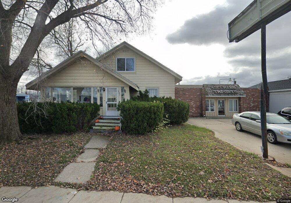 2202 Lapeer Ave, Port Huron, MI 48060 - photo 1