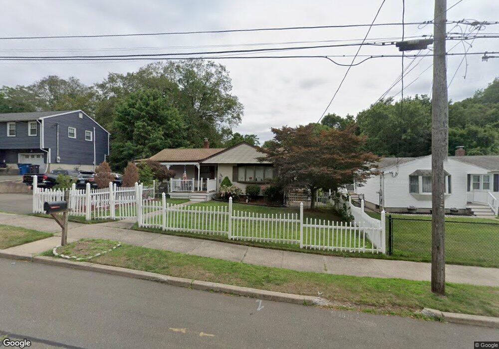 100 Roosevelt Street Extension, New Haven, CT 06513 - photo 1