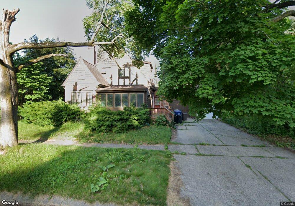 2319 E 2nd St, Flint, MI 48503 - photo 1