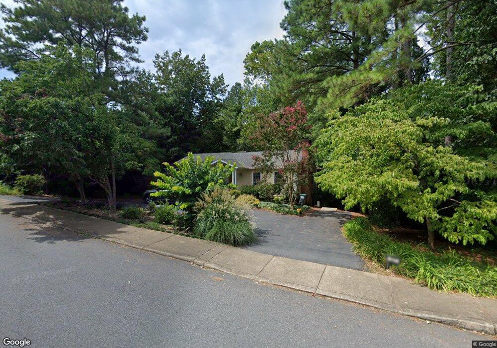 921 Saint Charles Ave, Charlottesville, VA 22901 - photo 1