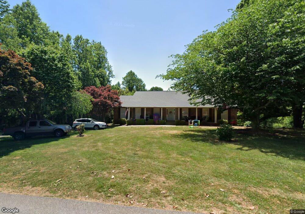 307 Hillcrest Heights, Cornelia, GA 30531 - photo 1