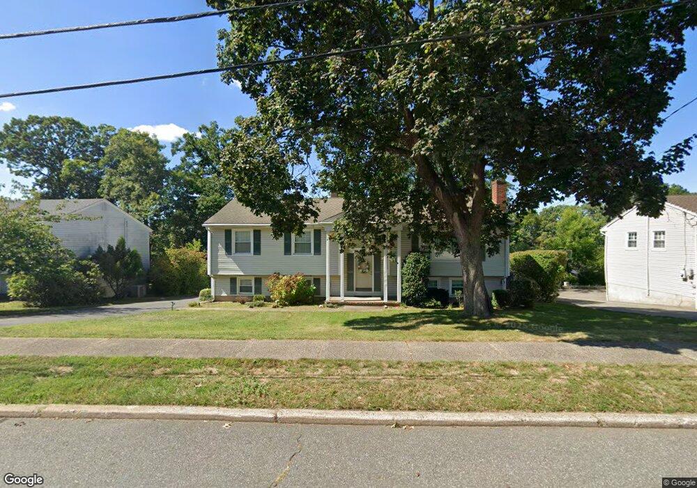 349 Alan Dr, Paramus, NJ 07652 - photo 1