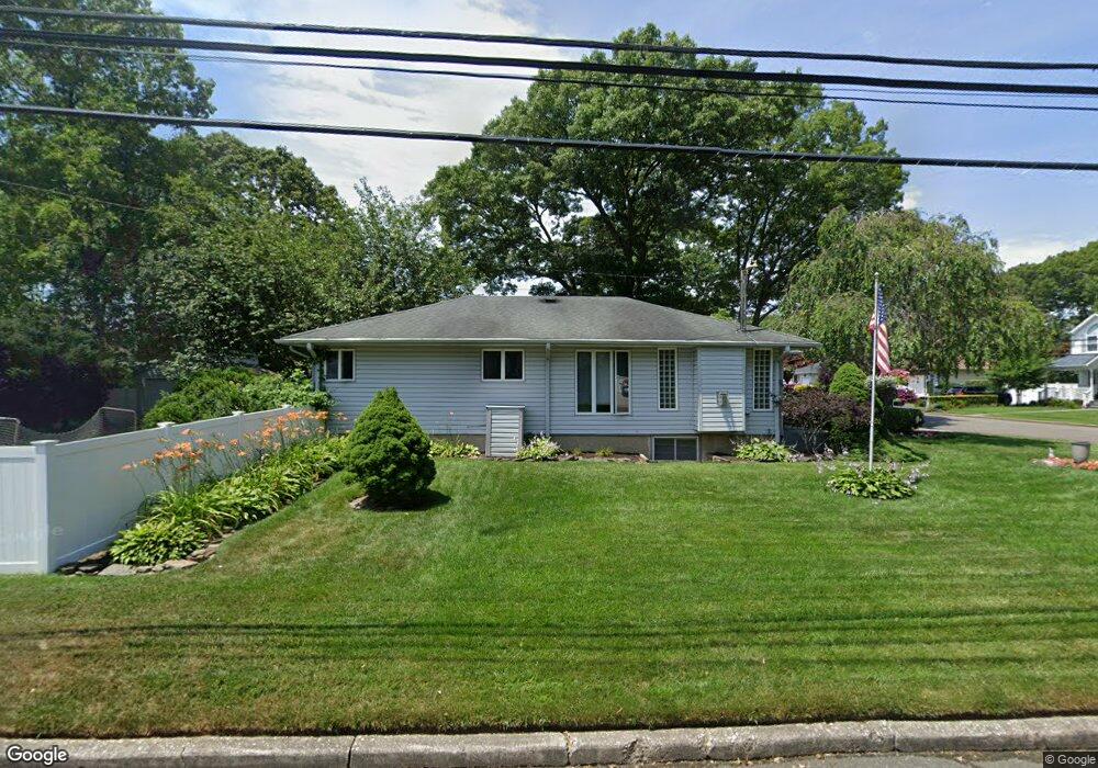 16 Albermarle Ave, Holtsville, NY 11742 - photo 1