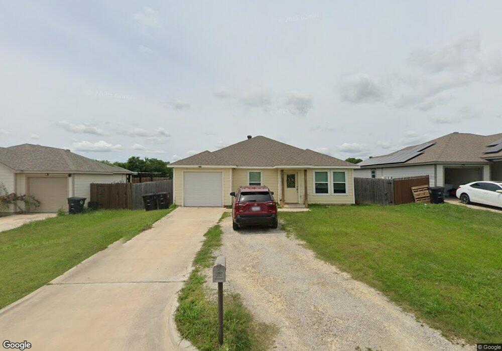 317 Blakney St, Cleburne, TX 76031 - photo 1