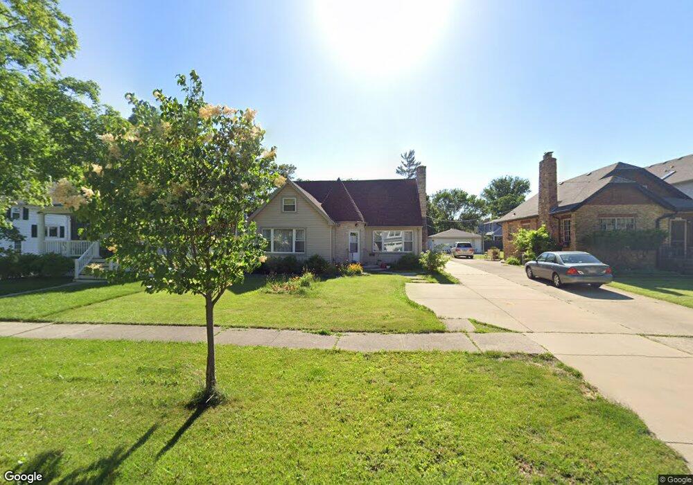 380 N Maple Ave, Elmhurst, IL 60126 - photo 1